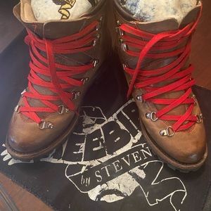 Freeebird Hiker Boots